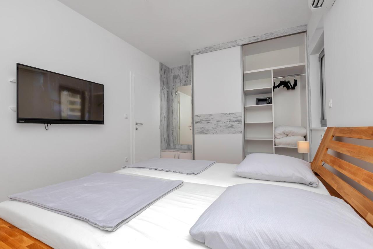 Luxury Apartment Macola Free Beach Parking Макарська Екстер'єр фото
